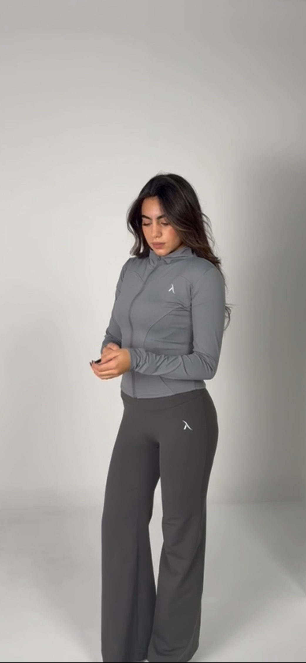 Wide Legs And Fitted Jacket Set